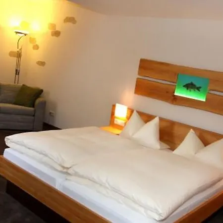 Karpfenhotel & Herrenhaus Im Sindel-buckel 2* Feuchtwangen