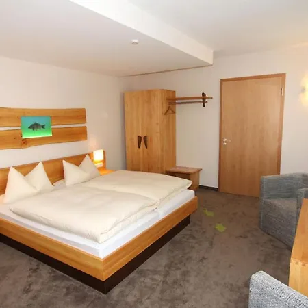 Hotel Karpfenhotel & Herrenhaus Im Sindel-buckel Feuchtwangen