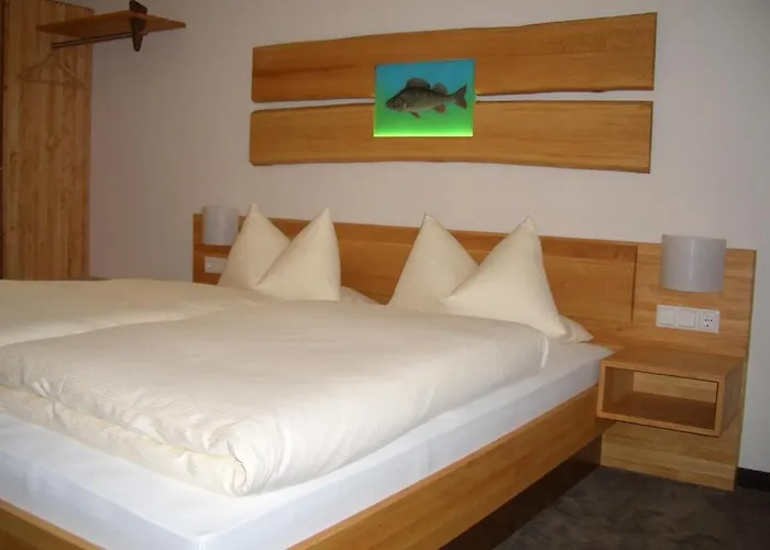 Karpfenhotel & Herrenhaus Im Sindel-buckel Hotel 2*